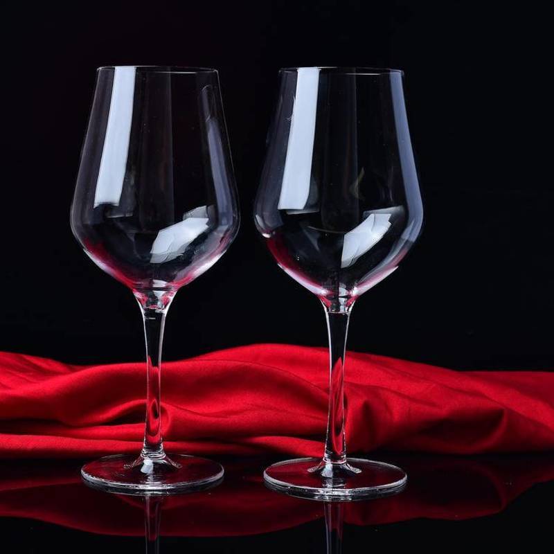 Luxury Natural Crystal Smelting Red Wine Goblet | Handcrafted High-End Wine Glass for Connoisseurs